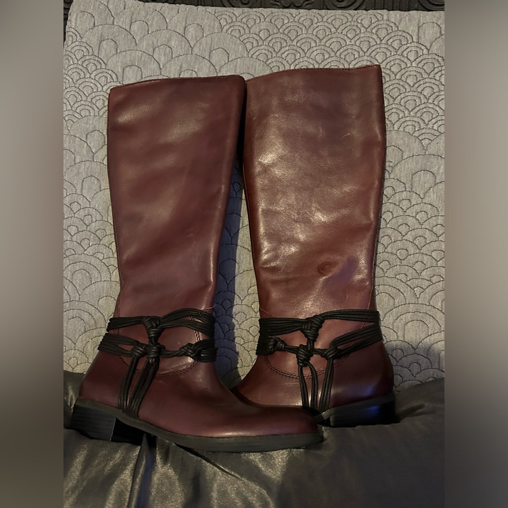 Carlos by Carlos Santana Burgundy Heeled Boots